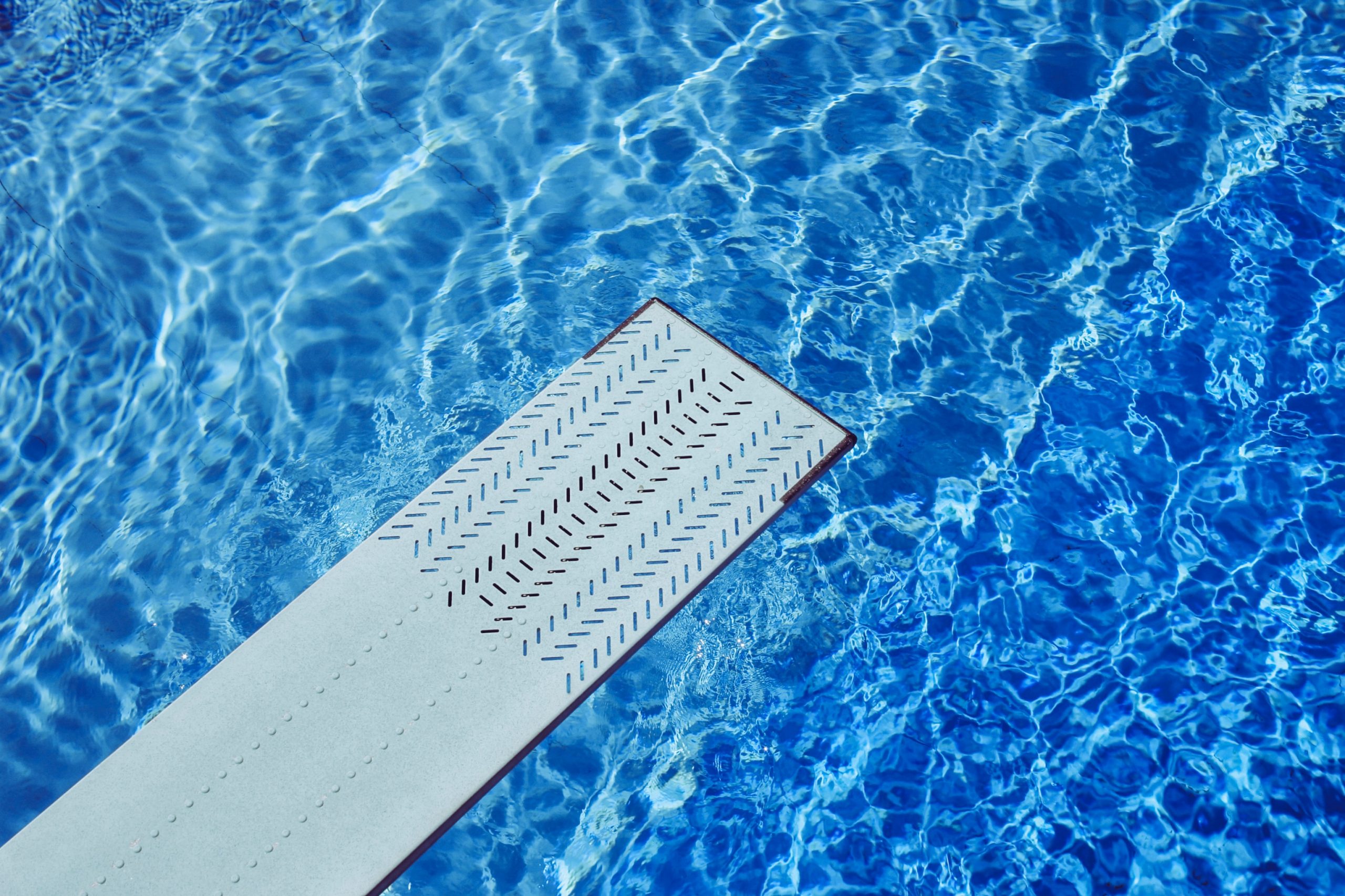 Comment bien entretenir une piscine à coque ?